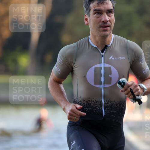 08.09.2024 - Stadtparktriathlon Michael Strokosch http://msf.ph/oto/7017142 08.09.2024 08:48:58 Schwimmen 42 meine-sportfotos.de