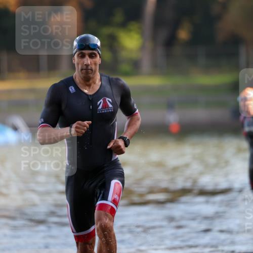 08.09.2024 - Stadtparktriathlon Michael Strokosch http://msf.ph/oto/7017331 08.09.2024 08:49:18 Schwimmen 2, 88 meine-sportfotos.de