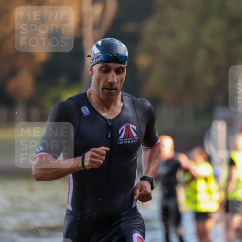 08.09.2024 - Stadtparktriathlon Michael Strokosch http://msf.ph/oto/7017367 08.09.2024 08:49:20 Schwimmen 2, 88 meine-sportfotos.de