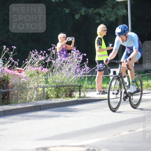 08.09.2024 - Stadtparktriathlon Zöllner http://msf.ph/oto/7017401 08.09.2024 09:56:38 Radfahren 210, 223 meine-sportfotos.de