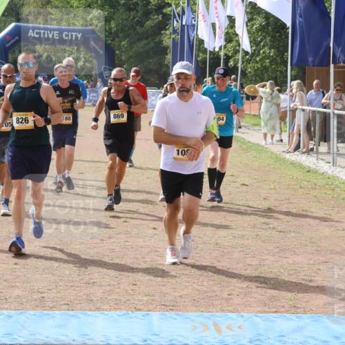 08.09.2024 - Airport Race Strokosch-Dieckow http://msf.ph/oto/7017524 08.09.2024 12:43:45 Ziel 20, 68, 557, 560, 805, 826, 847, 869, 883, 1059, 1081, 1120, 1159, 1188, 1205, 1304, 1467 meine-sportfotos.de