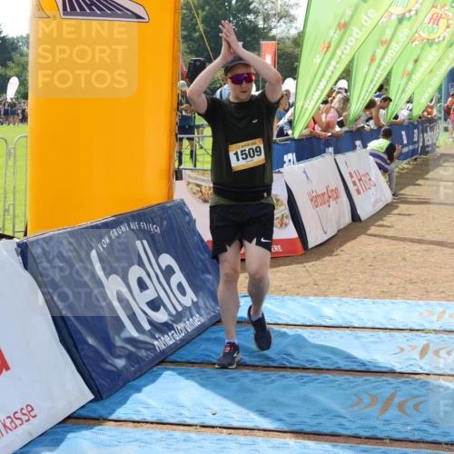 08.09.2024 - Airport Race Strokosch-Dieckow http://msf.ph/oto/7018008 08.09.2024 12:43:57 Ziel 20, 68, 366, 375, 805, 1059, 1177, 1188, 1304, 1509 meine-sportfotos.de