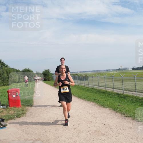 08.09.2024 - Airport Race Miley Keyser http://msf.ph/oto/7018338 08.09.2024 12:39:56 Laufen OLYMPUS, DIGITAL, CAMERA meine-sportfotos.de