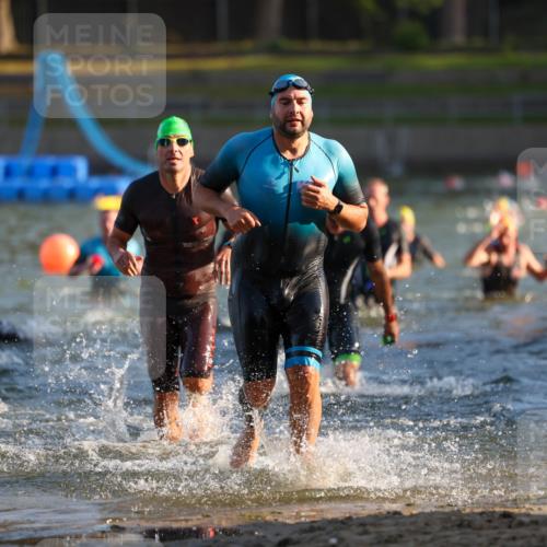 08.09.2024 - Stadtparktriathlon Michael Strokosch http://msf.ph/oto/7018398 08.09.2024 08:58:35 Schwimmen 90, 91, 92, 93, 105, 108, 112, 120, 123, 125 meine-sportfotos.de