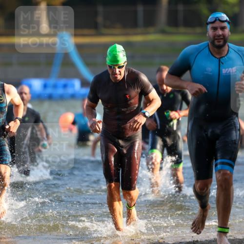 08.09.2024 - Stadtparktriathlon Michael Strokosch http://msf.ph/oto/7018433 08.09.2024 08:58:36 Schwimmen 90, 91, 92, 93, 105, 108, 112, 120, 123, 125 meine-sportfotos.de