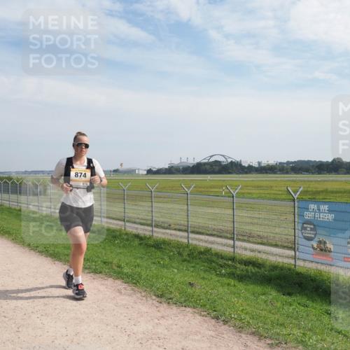 08.09.2024 - Airport Race Miley Keyser http://msf.ph/oto/7018468 08.09.2024 12:40:10 Laufen OLYMPUS, DIGITAL, CAMERA meine-sportfotos.de