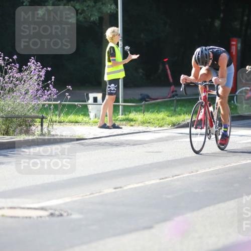 08.09.2024 - Stadtparktriathlon Zöllner http://msf.ph/oto/7019733 08.09.2024 10:13:51 Radfahren 216, 221, 252 meine-sportfotos.de
