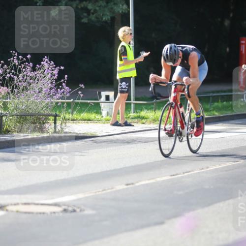 08.09.2024 - Stadtparktriathlon Zöllner http://msf.ph/oto/7019739 08.09.2024 10:13:51 Radfahren 216, 221, 252 meine-sportfotos.de