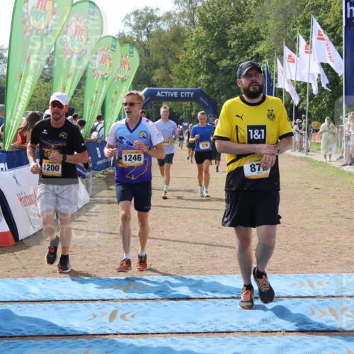 08.09.2024 - Airport Race Strokosch-Dieckow http://msf.ph/oto/7019897 08.09.2024 12:44:47 Ziel 376, 872, 1056, 1152, 1183, 1200, 1244, 1246 meine-sportfotos.de