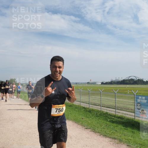 08.09.2024 - Airport Race Miley Keyser http://msf.ph/oto/7020558 08.09.2024 12:42:48 Laufen OLYMPUS, DIGITAL, CAMERA meine-sportfotos.de