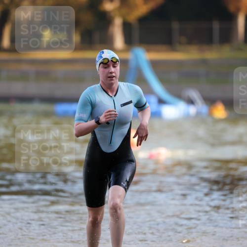 08.09.2024 - Stadtparktriathlon Michael Strokosch http://msf.ph/oto/7020594 08.09.2024 09:05:38 Schwimmen 159 meine-sportfotos.de