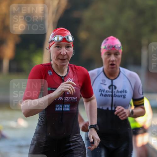 08.09.2024 - Stadtparktriathlon Michael Strokosch http://msf.ph/oto/7022622 08.09.2024 09:09:10 Schwimmen 145, 160, 162, 166 meine-sportfotos.de