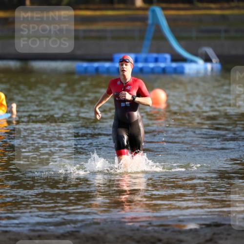 08.09.2024 - Stadtparktriathlon Michael Strokosch http://msf.ph/oto/7023221 08.09.2024 09:10:39 Schwimmen 148 meine-sportfotos.de