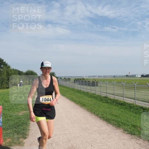 08.09.2024 - Airport Race Miley Keyser http://msf.ph/oto/7025590 08.09.2024 12:54:39 Laufen OLYMPUS, DIGITAL, CAMERA meine-sportfotos.de