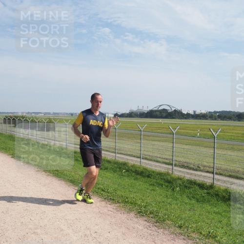 08.09.2024 - Airport Race Miley Keyser http://msf.ph/oto/7026211 08.09.2024 12:57:12 Laufen OLYMPUS, DIGITAL, CAMERA meine-sportfotos.de