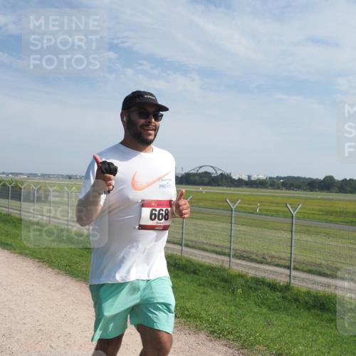 08.09.2024 - Airport Race Miley Keyser http://msf.ph/oto/7026326 08.09.2024 12:58:02 Laufen OLYMPUS, DIGITAL, CAMERA meine-sportfotos.de