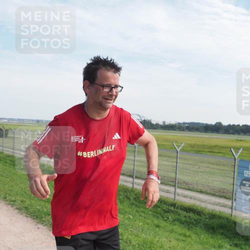 08.09.2024 - Airport Race Miley Keyser http://msf.ph/oto/7027140 08.09.2024 13:04:55 Laufen OLYMPUS, DIGITAL, CAMERA meine-sportfotos.de