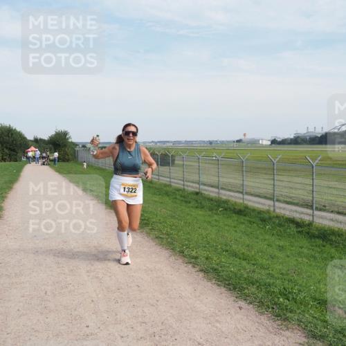 08.09.2024 - Airport Race Miley Keyser http://msf.ph/oto/7027167 08.09.2024 13:06:07 Laufen OLYMPUS, DIGITAL, CAMERA meine-sportfotos.de