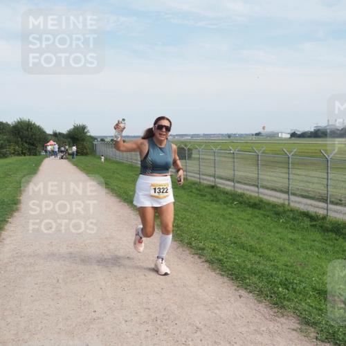 08.09.2024 - Airport Race Miley Keyser http://msf.ph/oto/7027171 08.09.2024 13:06:08 Laufen OLYMPUS, DIGITAL, CAMERA meine-sportfotos.de