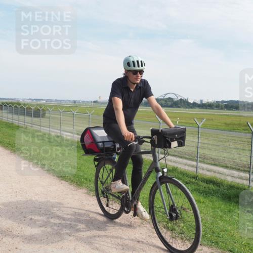 08.09.2024 - Airport Race Miley Keyser http://msf.ph/oto/7027209 08.09.2024 13:07:24 Laufen OLYMPUS, DIGITAL, CAMERA meine-sportfotos.de