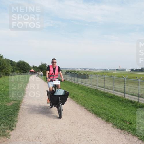 08.09.2024 - Airport Race Miley Keyser http://msf.ph/oto/7027219 08.09.2024 13:07:33 Laufen OLYMPUS, DIGITAL, CAMERA meine-sportfotos.de