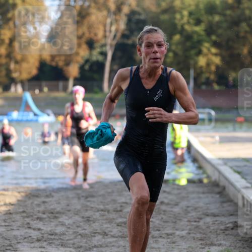 08.09.2024 - Stadtparktriathlon Michael Strokosch http://msf.ph/oto/7027932 08.09.2024 10:14:23 Schwimmen 274, 286, 303, 341, 348, 354, 1936 meine-sportfotos.de