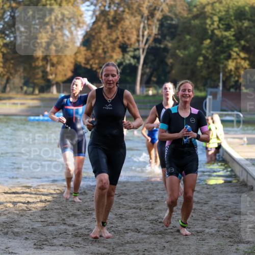 08.09.2024 - Stadtparktriathlon Michael Strokosch http://msf.ph/oto/7028039 08.09.2024 10:14:38 Schwimmen 282, 283, 293, 302, 303, 312, 321, 323, 349, 351, 356, 359 meine-sportfotos.de