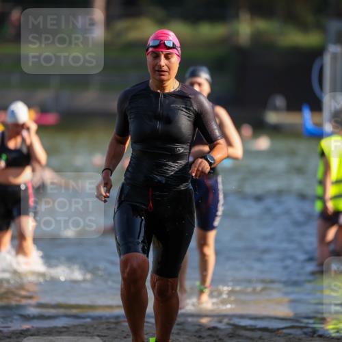 08.09.2024 - Stadtparktriathlon Michael Strokosch http://msf.ph/oto/7028545 08.09.2024 10:16:23 Schwimmen 263, 298, 317, 345, 360 meine-sportfotos.de