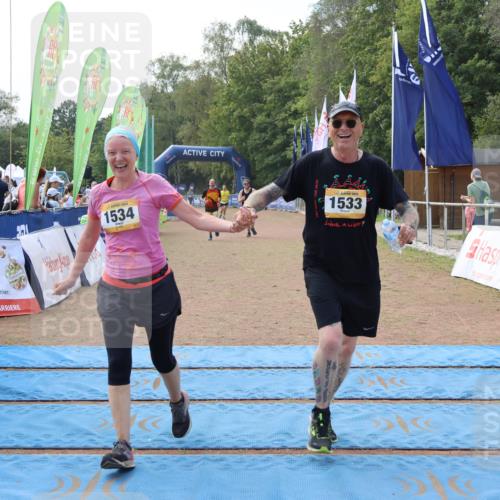 08.09.2024 - Airport Race Strokosch-Dieckow http://msf.ph/oto/7028792 08.09.2024 13:14:44 Ziel 325, 403, 495, 1519 meine-sportfotos.de