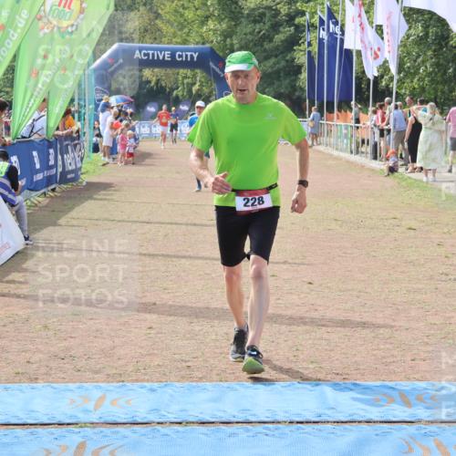 08.09.2024 - Airport Race Strokosch-Dieckow http://msf.ph/oto/7030197 08.09.2024 12:40:38 Ziel 41, 228, 405, 696, 1330, 3015 meine-sportfotos.de