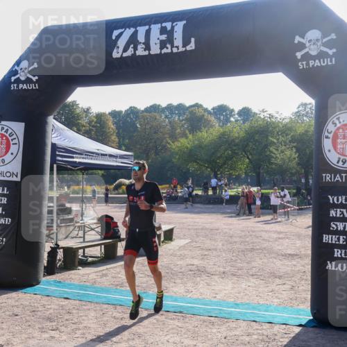 08.09.2024 - Stadtparktriathlon Luisa Fischer http://msf.ph/oto/7031382 08.09.2024 09:35:00 Ziel 11 meine-sportfotos.de