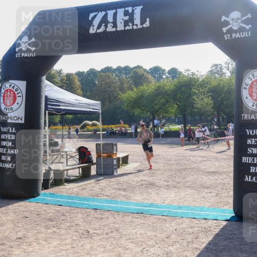 08.09.2024 - Stadtparktriathlon Luisa Fischer http://msf.ph/oto/7031575 08.09.2024 09:38:47 Ziel 51, 59 meine-sportfotos.de