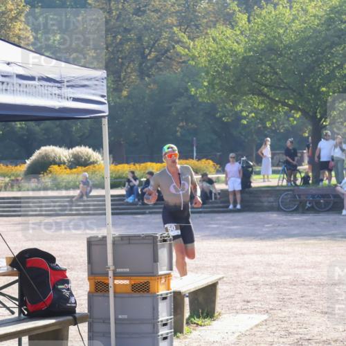 08.09.2024 - Stadtparktriathlon Luisa Fischer http://msf.ph/oto/7031676 08.09.2024 09:40:00 Ziel 50 meine-sportfotos.de