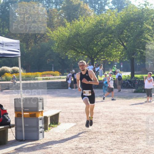08.09.2024 - Stadtparktriathlon Luisa Fischer http://msf.ph/oto/7032065 08.09.2024 09:44:28 Ziel 20, 56 meine-sportfotos.de