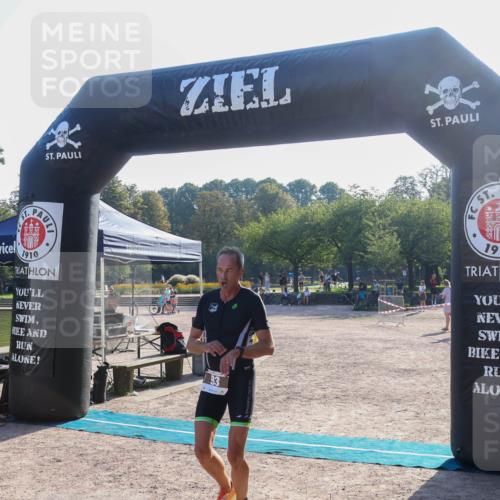 08.09.2024 - Stadtparktriathlon Luisa Fischer http://msf.ph/oto/7032695 08.09.2024 09:53:30 Ziel 93 meine-sportfotos.de