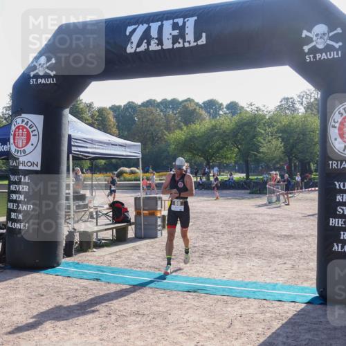 08.09.2024 - Stadtparktriathlon Luisa Fischer http://msf.ph/oto/7032900 08.09.2024 09:56:43 Ziel 98, 123 meine-sportfotos.de