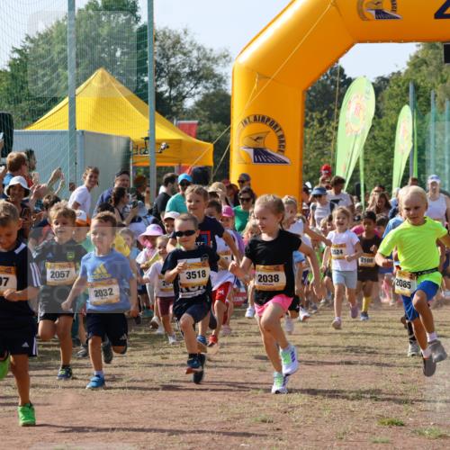 08.09.2024 - Airport Race Strokosch-Dieckow http://msf.ph/oto/7034812 08.09.2024 11:11:11 Ziel  meine-sportfotos.de