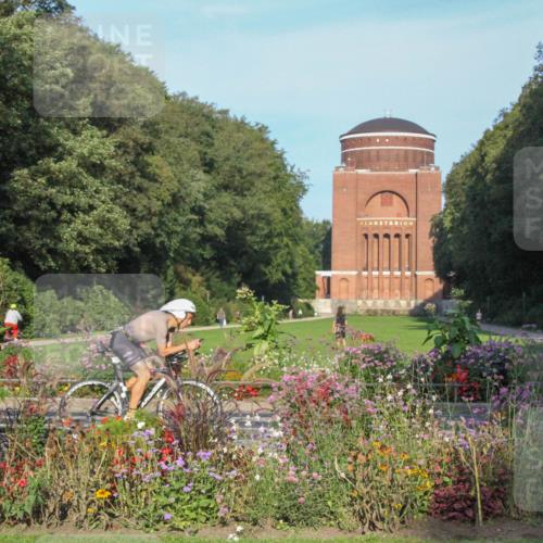 08.09.2024 - Stadtparktriathlon Zöllner http://msf.ph/oto/7038000 08.09.2024 08:53:02 Radfahren 4, 42, 45 meine-sportfotos.de