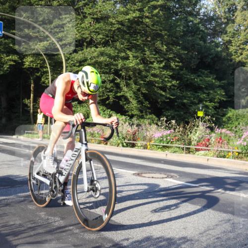 08.09.2024 - Stadtparktriathlon Zöllner http://msf.ph/oto/7038360 08.09.2024 08:47:21 Radfahren 8 meine-sportfotos.de