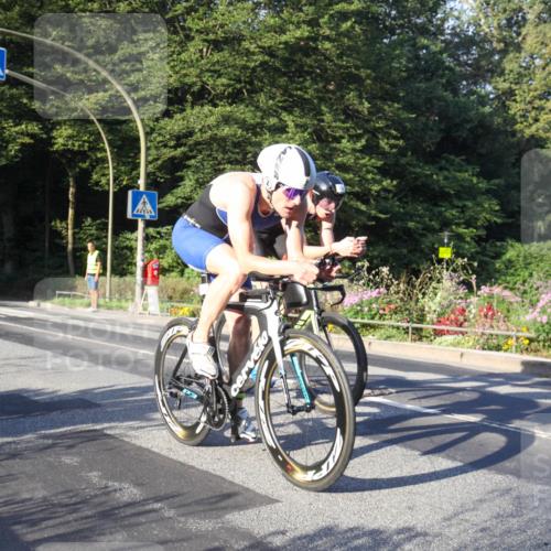 08.09.2024 - Stadtparktriathlon Zöllner http://msf.ph/oto/7038364 08.09.2024 08:47:58 Radfahren 7, 10 meine-sportfotos.de
