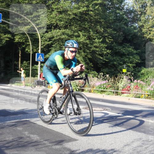 08.09.2024 - Stadtparktriathlon Zöllner http://msf.ph/oto/7038403 08.09.2024 08:50:44 Radfahren 34, 62 meine-sportfotos.de