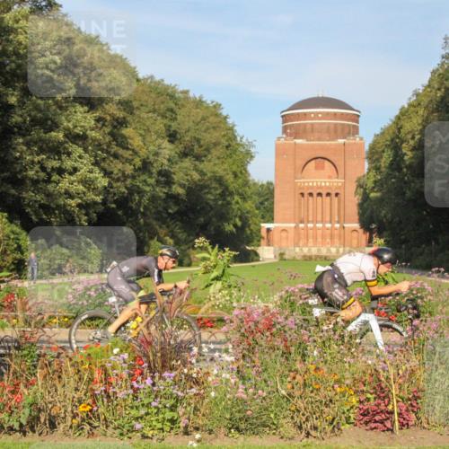 08.09.2024 - Stadtparktriathlon Zöllner http://msf.ph/oto/7038587 08.09.2024 09:09:32 Radfahren 15, 21, 40, 44, 54, 63, 76, 127 meine-sportfotos.de