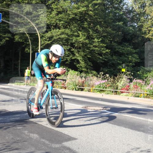 08.09.2024 - Stadtparktriathlon Zöllner http://msf.ph/oto/7038994 08.09.2024 09:09:09 Radfahren 32, 66, 120 meine-sportfotos.de