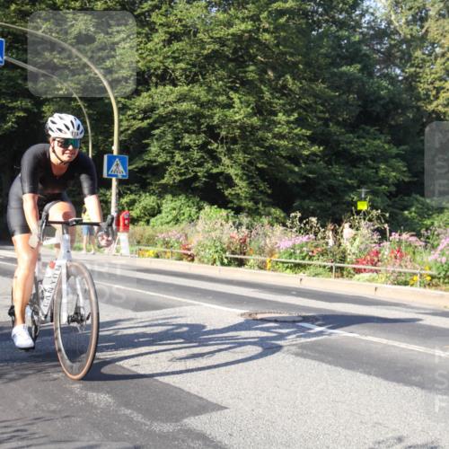 08.09.2024 - Stadtparktriathlon Zöllner http://msf.ph/oto/7039099 08.09.2024 09:11:06 Radfahren 27, 74, 116, 119, 128, 172, 174 meine-sportfotos.de