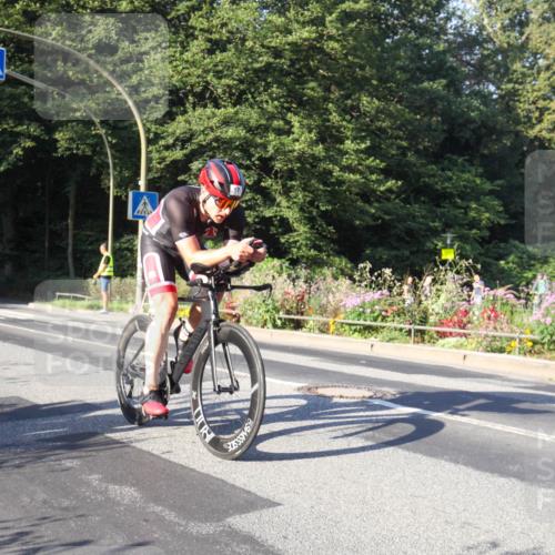 08.09.2024 - Stadtparktriathlon Zöllner http://msf.ph/oto/7039141 08.09.2024 09:12:03 Radfahren 17, 18 meine-sportfotos.de