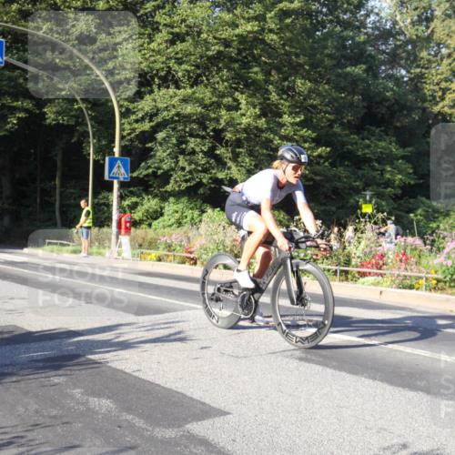 08.09.2024 - Stadtparktriathlon Zöllner http://msf.ph/oto/7039145 08.09.2024 09:12:07 Radfahren 17, 60, 151 meine-sportfotos.de