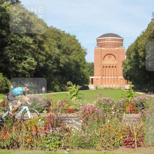 08.09.2024 - Stadtparktriathlon Zöllner http://msf.ph/oto/7039257 08.09.2024 09:25:13 Radfahren 124, 140 meine-sportfotos.de