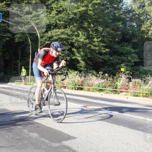 08.09.2024 - Stadtparktriathlon Zöllner http://msf.ph/oto/7039661 08.09.2024 09:27:30 Radfahren 113 meine-sportfotos.de