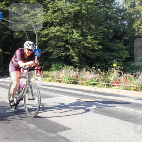 08.09.2024 - Stadtparktriathlon Zöllner http://msf.ph/oto/7039842 08.09.2024 09:34:46 Radfahren 135, 141 meine-sportfotos.de