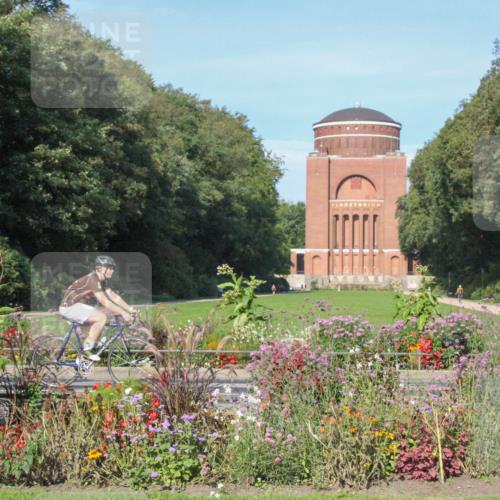 08.09.2024 - Stadtparktriathlon Zöllner http://msf.ph/oto/7040046 08.09.2024 09:54:18 Radfahren 182, 237 meine-sportfotos.de